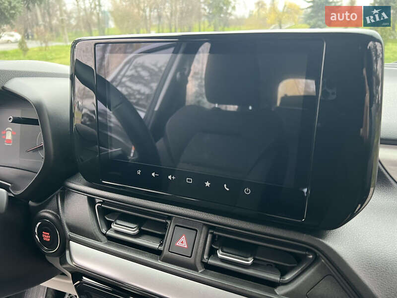 Хэтчбек Suzuki Swift 2024 в Виннице