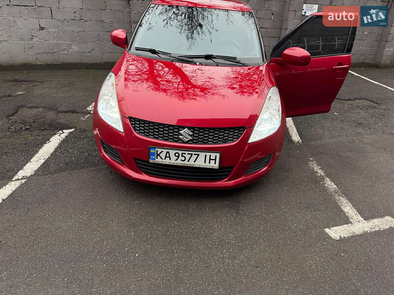 Хэтчбек Suzuki Swift 2011 в Киеве фото 2 Хэтчбек Suzuki Swift 2011 в Киеве