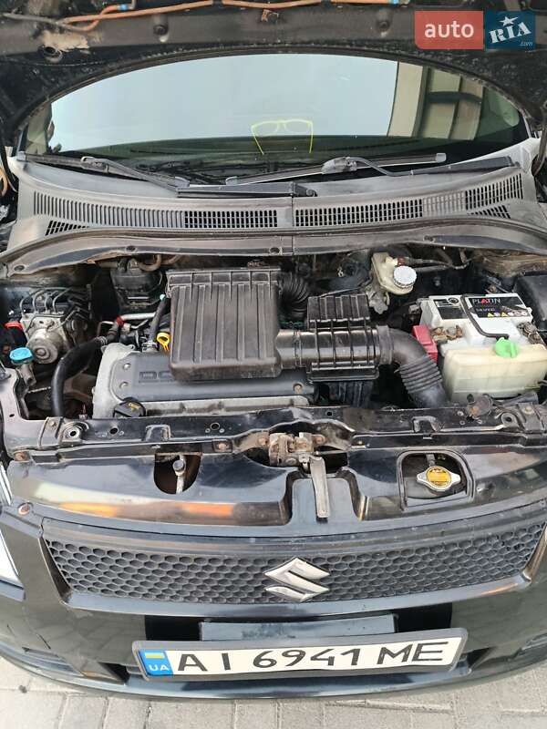 Хэтчбек Suzuki Swift 2008 в Ромнах