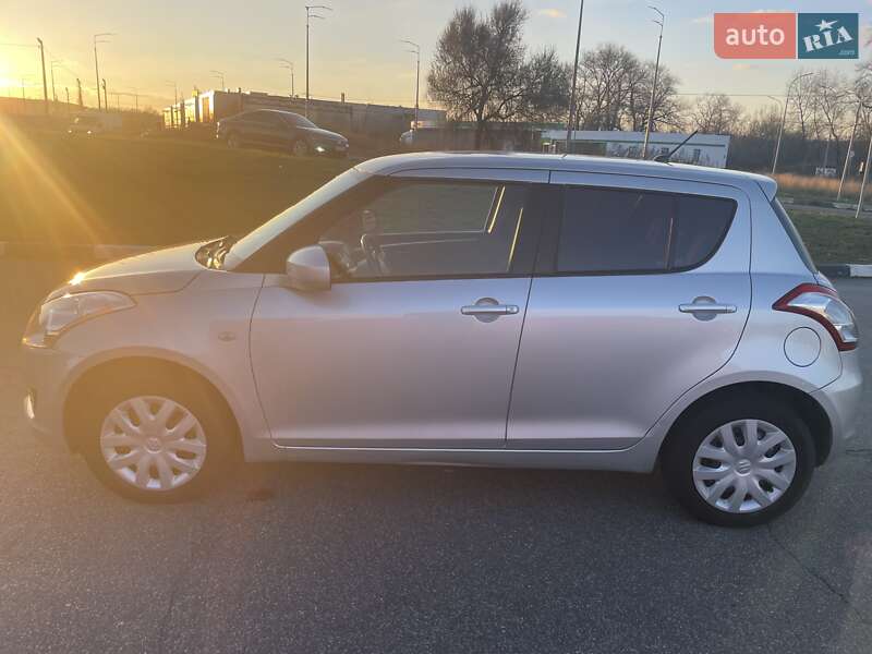 Хэтчбек Suzuki Swift 2011 в Киеве фото 9 Хэтчбек Suzuki Swift 2011 в Киеве