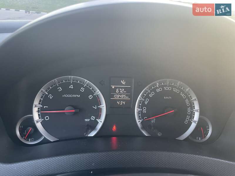 Хэтчбек Suzuki Swift 2011 в Киеве фото 16 Хэтчбек Suzuki Swift 2011 в Киеве