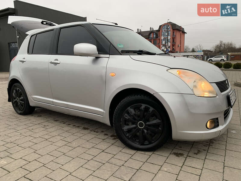 Хэтчбек Suzuki Swift 2005 в Дрогобыче фото 4 Хэтчбек Suzuki Swift 2005 в Дрогобыче