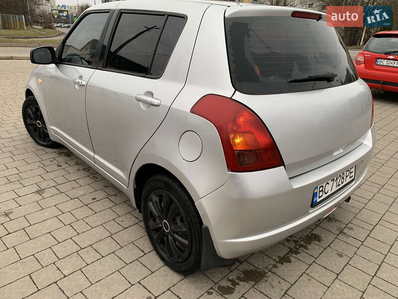 Хэтчбек Suzuki Swift 2005 в Дрогобыче фото 9 Хэтчбек Suzuki Swift 2005 в Дрогобыче