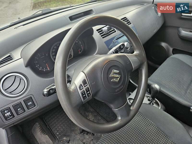 Хэтчбек Suzuki Swift 2006 в Черкассах фото 9 Хэтчбек Suzuki Swift 2006 в Черкассах