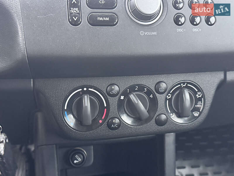 Хэтчбек Suzuki Swift 2006 в Черкассах фото 4 Хэтчбек Suzuki Swift 2006 в Черкассах