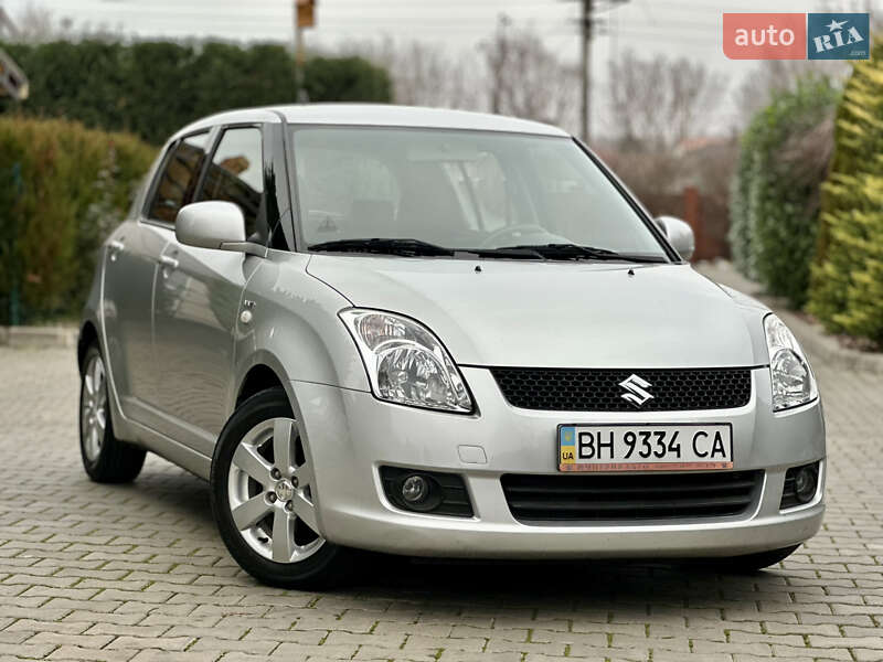 Хэтчбек Suzuki Swift 2008 в Одессе