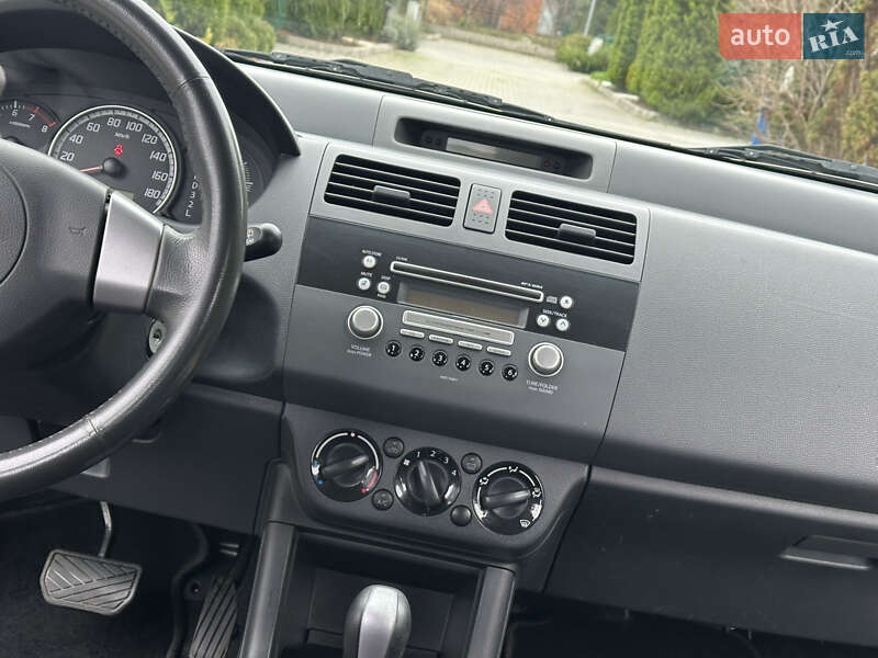 Хэтчбек Suzuki Swift 2008 в Одессе