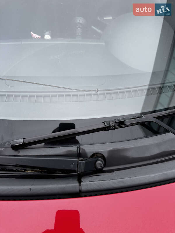 Хэтчбек Suzuki Swift 2005 в Киеве