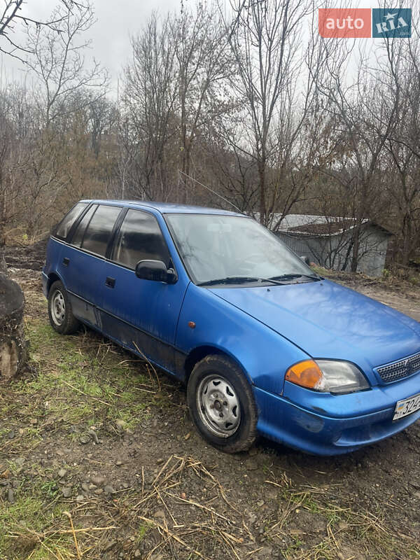 Хэтчбек Suzuki Swift 1994 в Черновцах