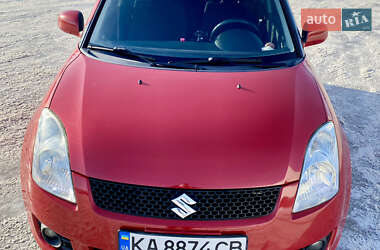 Хэтчбек Suzuki Swift 2008 в Киеве