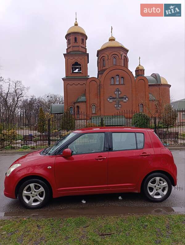 Хетчбек Suzuki Swift 2007 в Кривому Розі