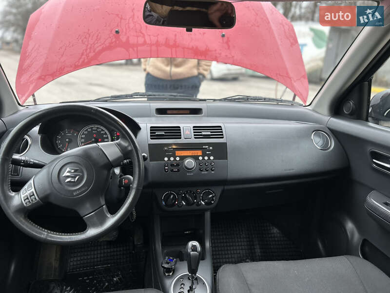 Хэтчбек Suzuki Swift 2007 в Днепре