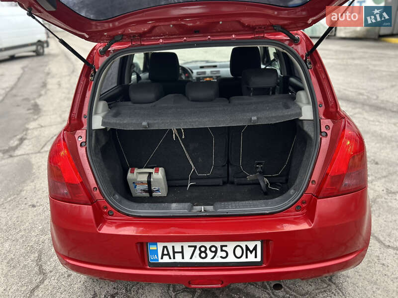 Хэтчбек Suzuki Swift 2007 в Днепре