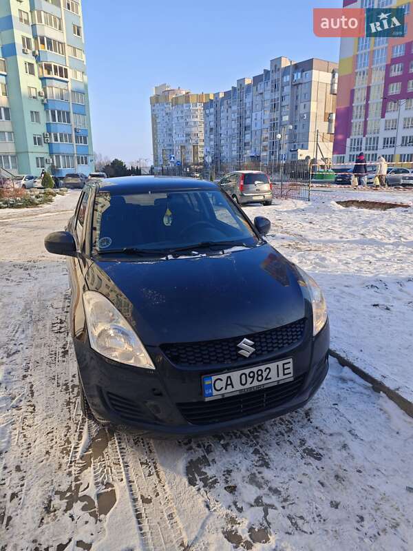 Хэтчбек Suzuki Swift 2012 в Черкассах