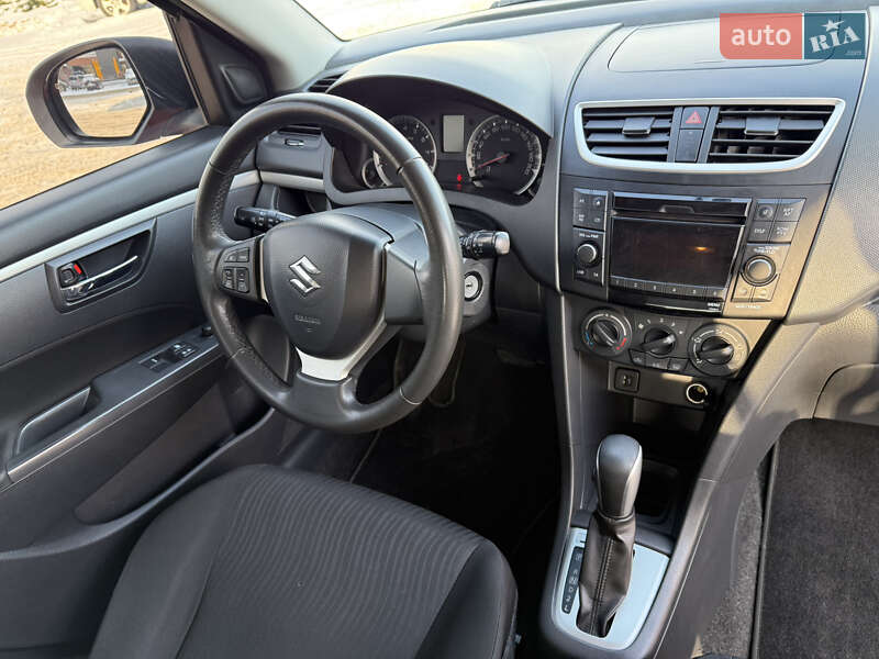Хэтчбек Suzuki Swift 2011 в Киеве фото 18 Хэтчбек Suzuki Swift 2011 в Киеве