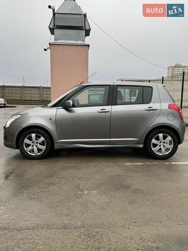 Хетчбек Suzuki Swift 2008 в Одесі фото 6 Хетчбек Suzuki Swift 2008 в Одесі