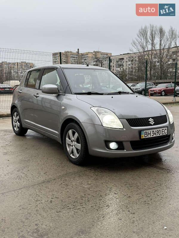 Хетчбек Suzuki Swift 2008 в Одесі фото Хетчбек Suzuki Swift 2008 в Одесі
