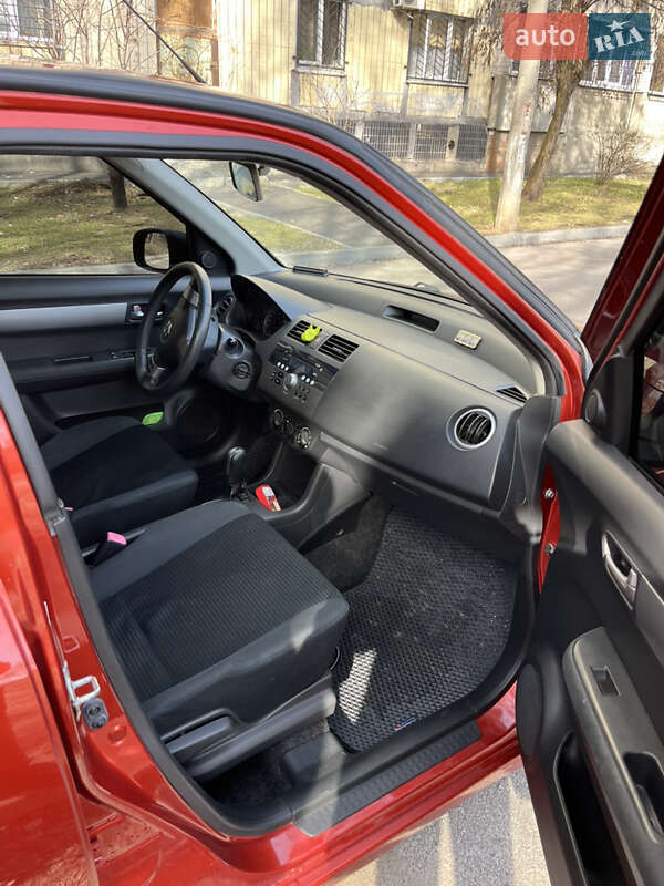 Хетчбек Suzuki Swift 2009 в Дніпрі фото 10 Хетчбек Suzuki Swift 2009 в Дніпрі