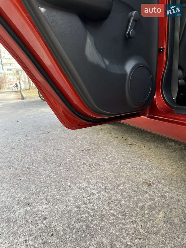 Хетчбек Suzuki Swift 2009 в Дніпрі фото 17 Хетчбек Suzuki Swift 2009 в Дніпрі