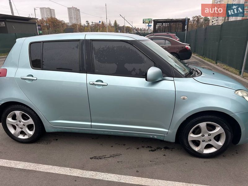 Хетчбек Suzuki Swift 2007 в Києві