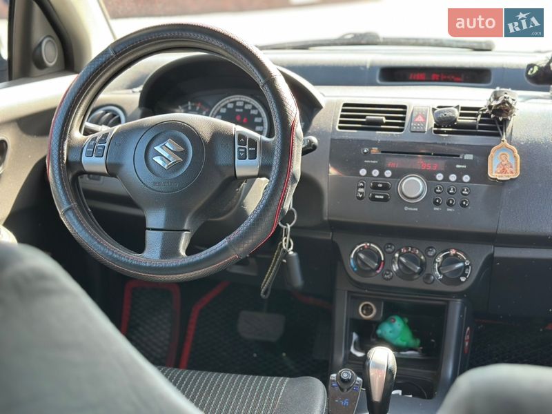 Хэтчбек Suzuki Swift 2005 в Днепре фото 31 Хэтчбек Suzuki Swift 2005 в Днепре