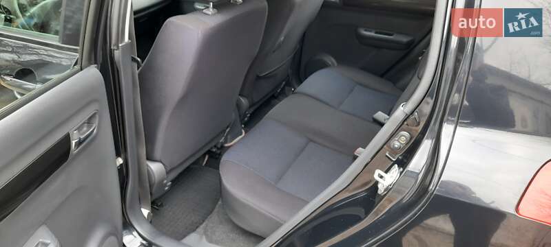 Хэтчбек Suzuki Swift 2006 в Одессе