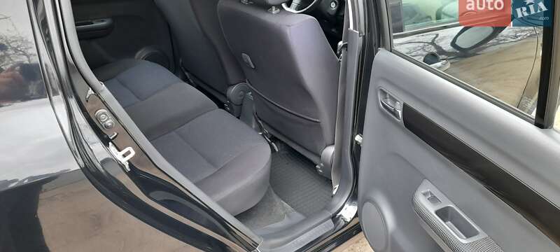 Хэтчбек Suzuki Swift 2006 в Одессе