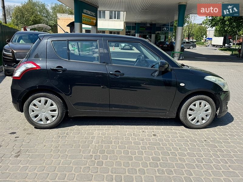 Хэтчбек Suzuki Swift 2012 в Тернополе