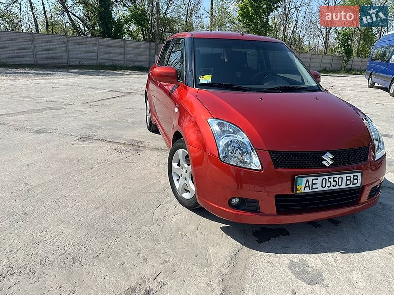 Хетчбек Suzuki Swift 2006 в Кривому Розі