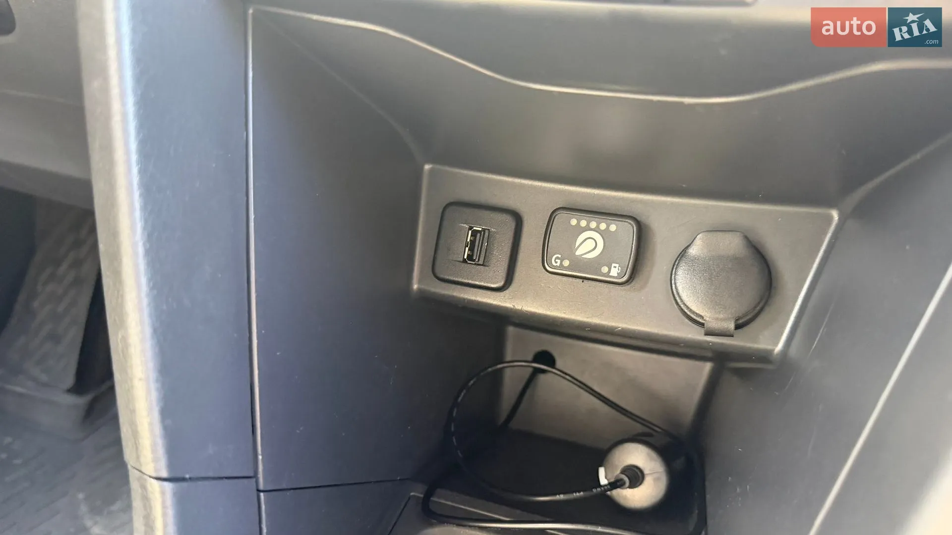 Suzuki Swift 2011 VIN TSMNZC72S00124174 фото оголошення 23 з 36