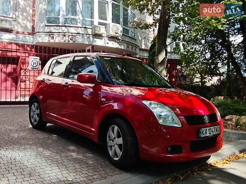 Хэтчбек Suzuki Swift 2006 в Киеве