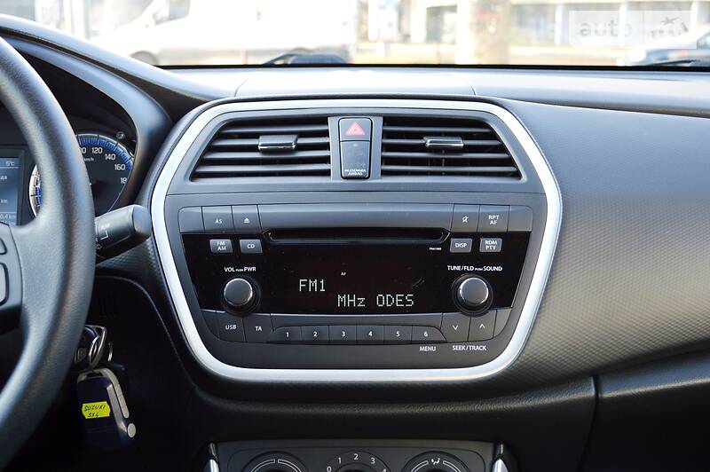 Позашляховик / Кросовер Suzuki SX4 2014 в Одесі