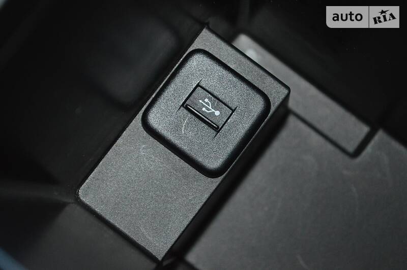 Позашляховик / Кросовер Suzuki SX4 2014 в Одесі