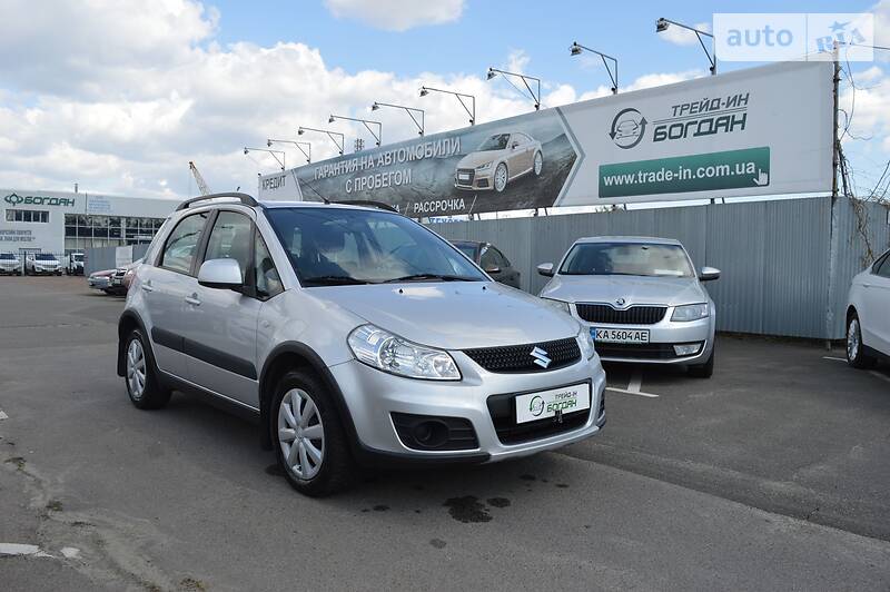 Хетчбек Suzuki SX4 2014 в Києві фото Хетчбек Suzuki SX4 2014 в Києві