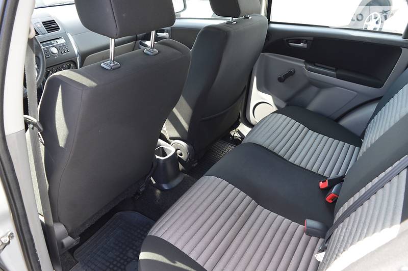 Хетчбек Suzuki SX4 2014 в Києві фото 9 Хетчбек Suzuki SX4 2014 в Києві