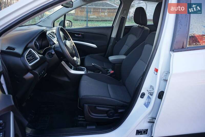 Внедорожник / Кроссовер Suzuki SX4 2014 в Луцке