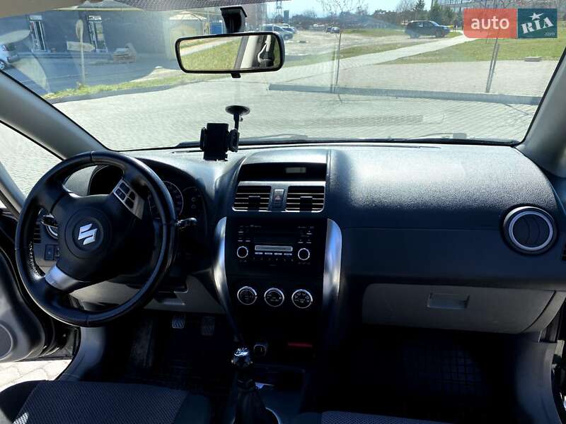 Внедорожник / Кроссовер Suzuki SX4 2008 в Ивано-Франковске