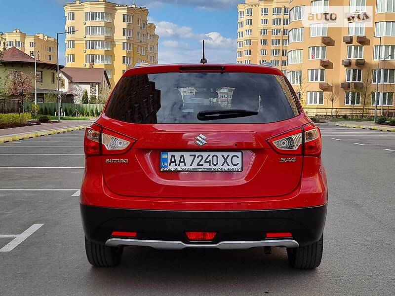 Хэтчбек Suzuki SX4 2016 в Киеве