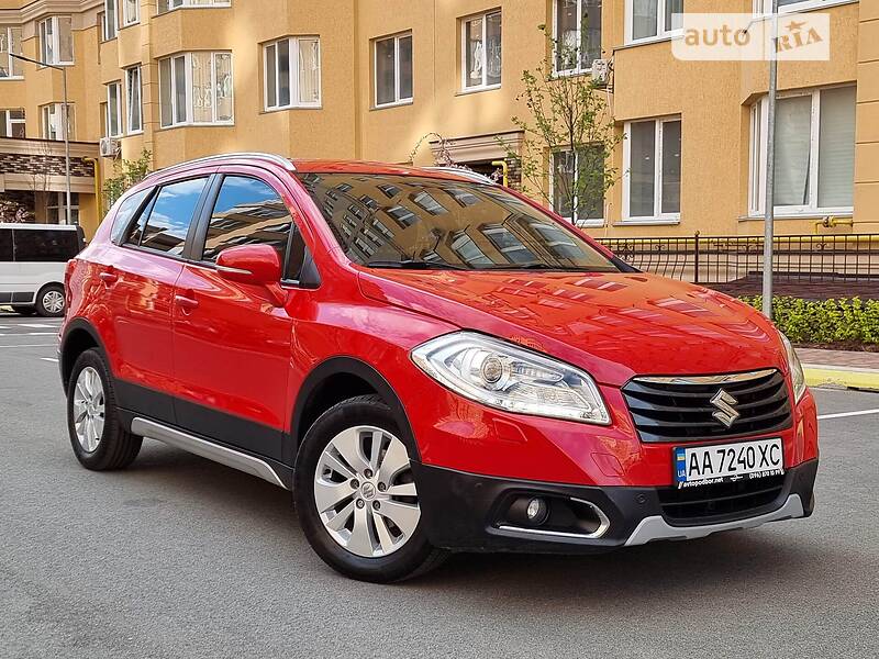 Хэтчбек Suzuki SX4 2016 в Киеве