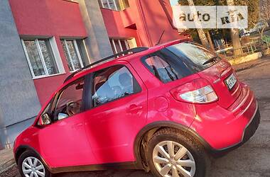 Позашляховик / Кросовер Suzuki SX4 2010 в 