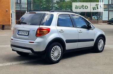 Хэтчбек Suzuki SX4 2011 в 