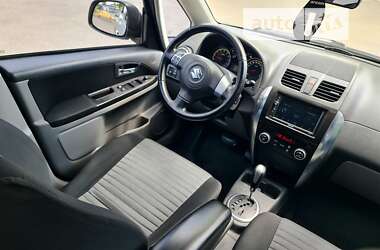 Хэтчбек Suzuki SX4 2011 в 