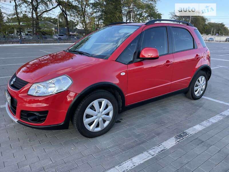 Внедорожник / Кроссовер Suzuki SX4 2014 в Одессе