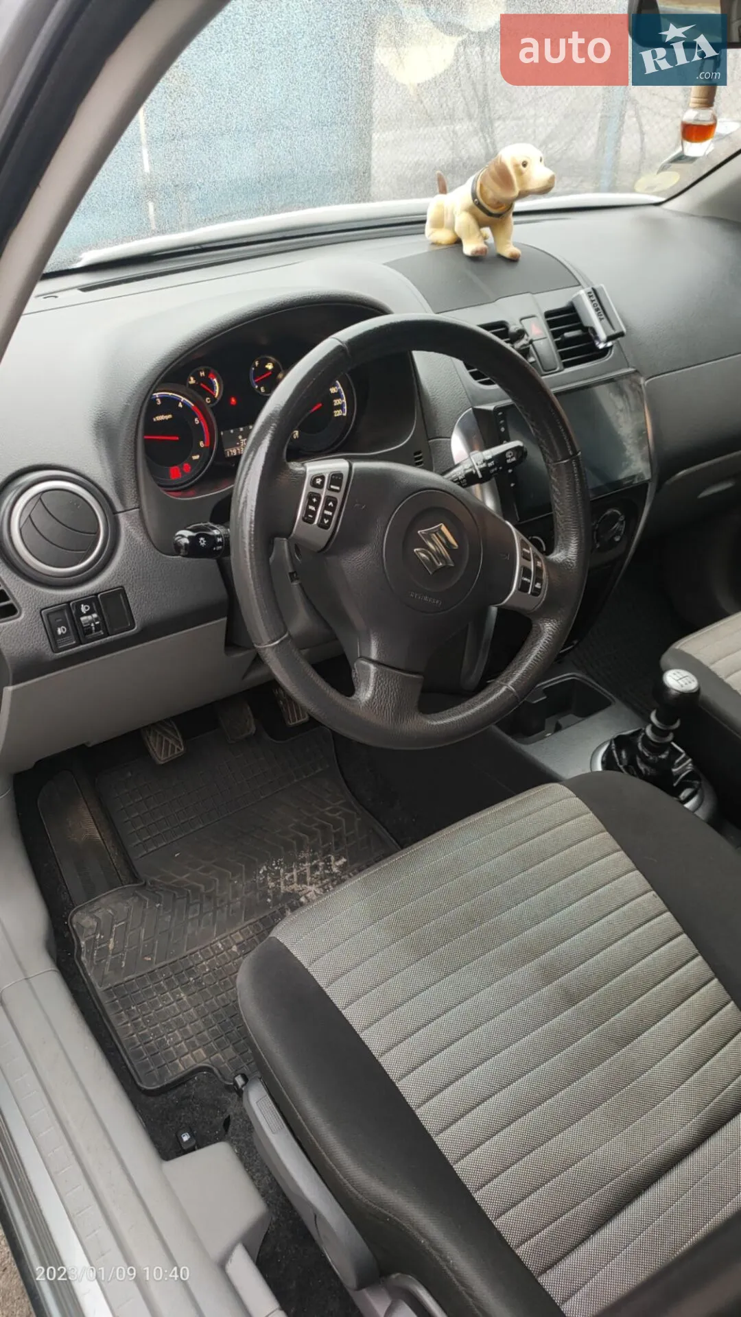 2011 Suzuki SX4 - мініатюра 11