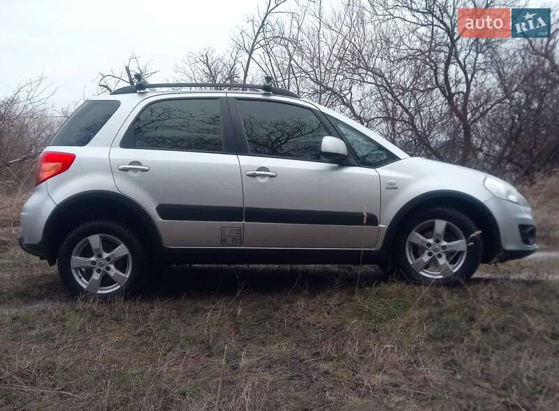 Седан Suzuki SX4 2013 в Светловодске
