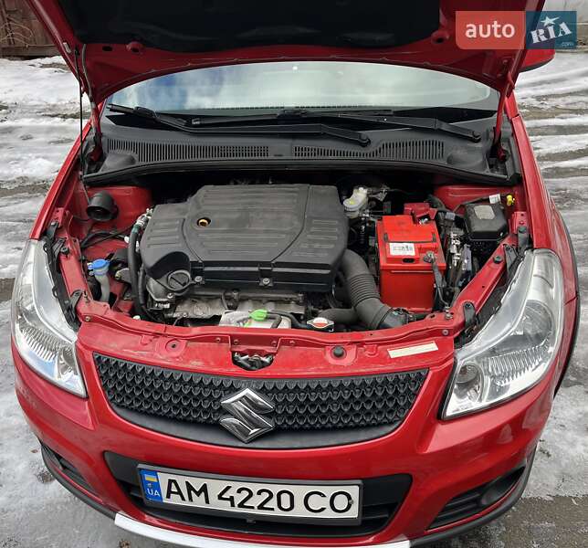 Внедорожник / Кроссовер Suzuki SX4 2012 в Киеве