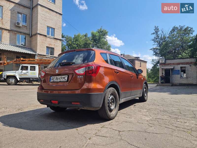 Внедорожник / Кроссовер Suzuki SX4 2019 в Кривом Роге