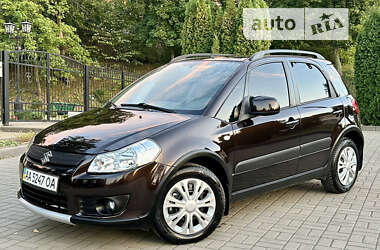 Позашляховик / Кросовер Suzuki SX4 2013 в Прилуках