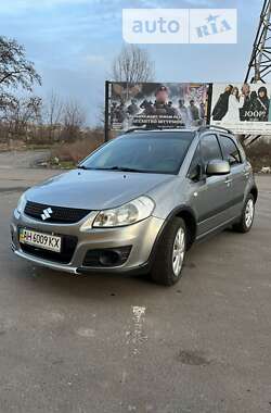 Позашляховик / Кросовер Suzuki SX4 2012 в Краматорську