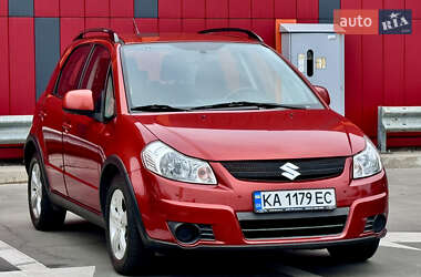 Позашляховик / Кросовер Suzuki SX4 2011 в Києві